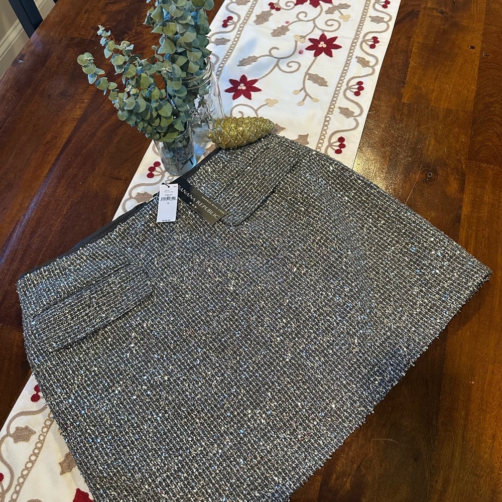 Festive Banana Republic Mini Skirt in silver sparkle